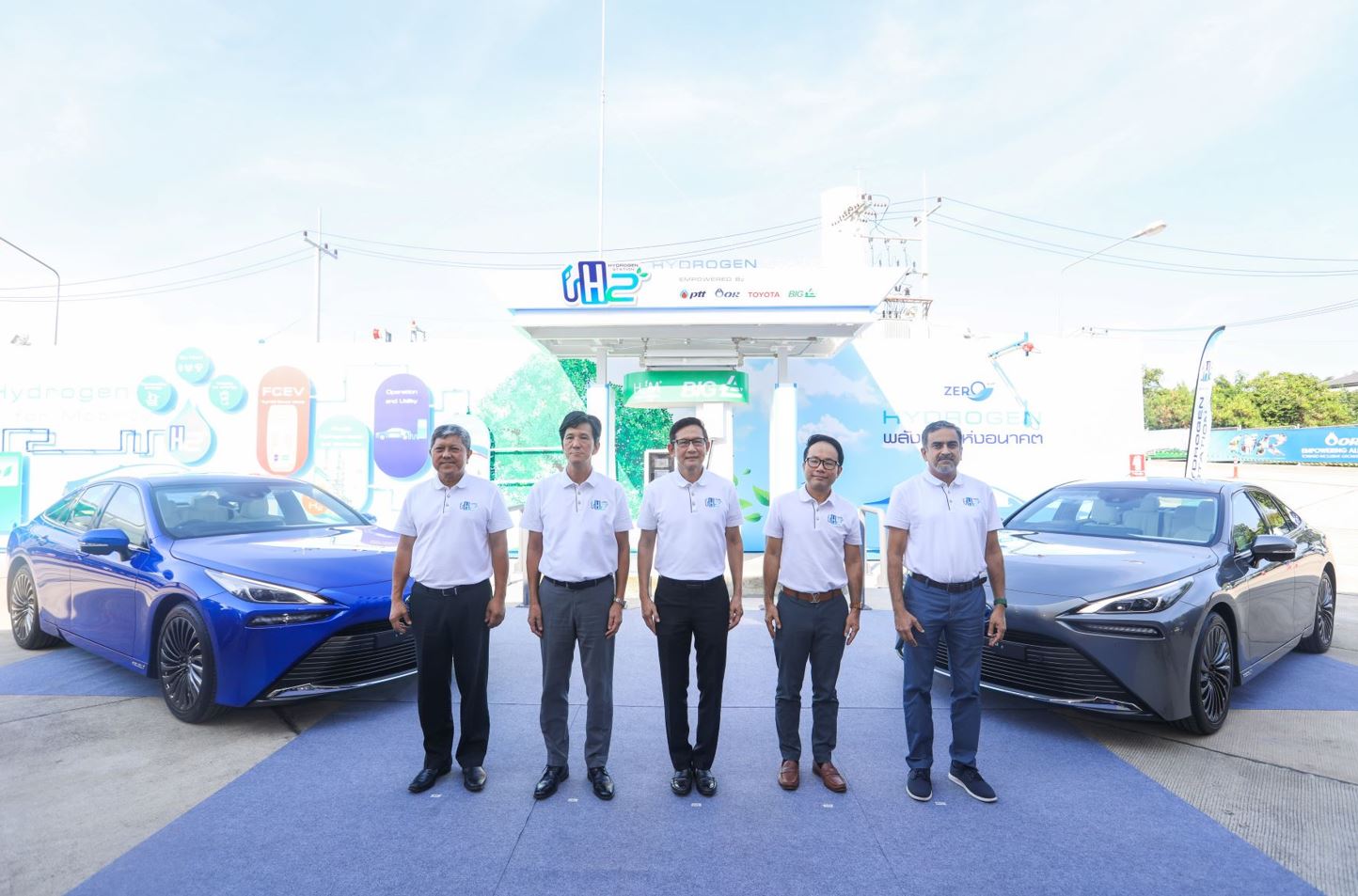 ข่าวประชาสัมพันธ์ - PR News 4 ยักษ์ใหญ่ PTT  OR  TOYOTA  BIG ผนึกกำลังเสริมแกร่ง Future Energy เปิดสถานีต้นแบบเติมไฮโดรเจนสำหรับรถยนต์ไฟฟ้าเซลล์เชื้อเพลิงแห่งแรกของประเทศไทย