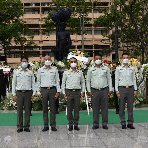 ข่าวราชการ, รัฐวิสาหกิจ - อ.อ.ป. ร่วมวางพวงมาลาสดุดีวีรชนป่าไม้