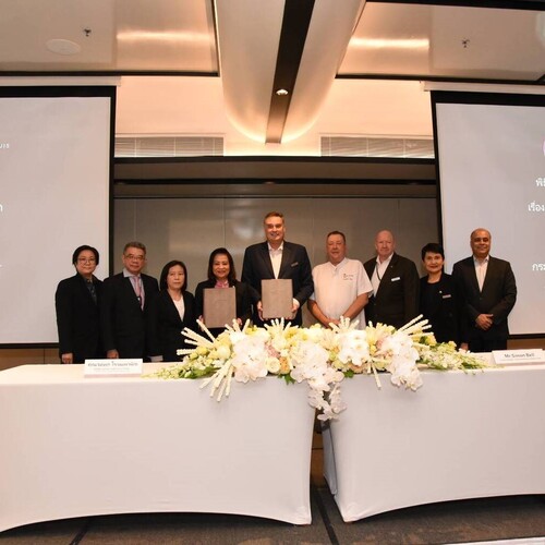 ข่าวธุรกิจ, สังคม - Bangkok Marriott Marquis Queen?s Park signs MoU to help disadvantaged people enter the workplace