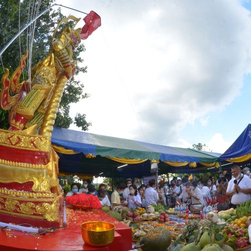 ข่าวไลฟ์สไตล์ - วัดศรีนวล จัดงานมหามงคลพิธีเบิกเนตรท้าวเวสสุวรรณและพิธีสวดภาณยักษ์ใหญ่ ประจำปี ๒๕๖๕  