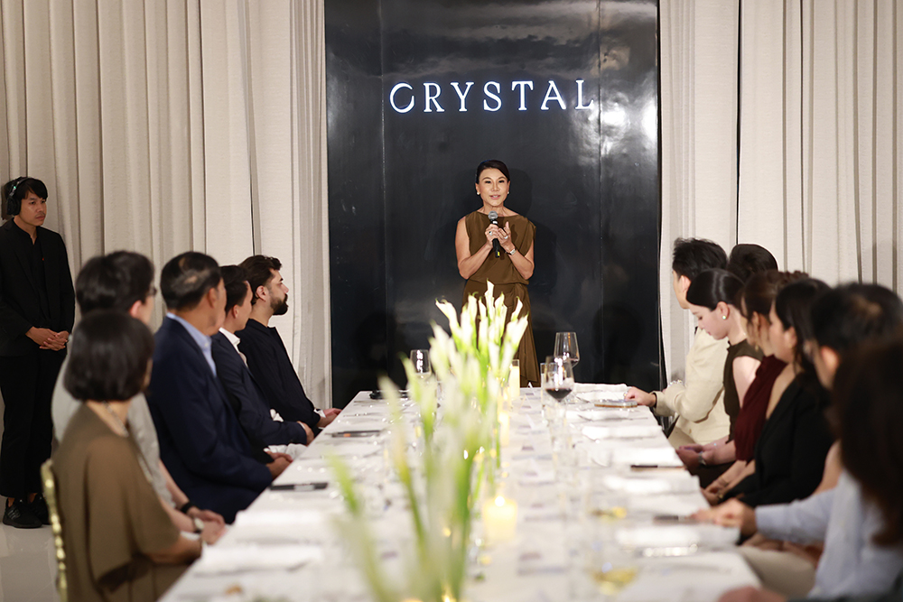 ข่าวไลฟ์สไตล์ - Crystal Club คอมมูนิตี้ระดับ Ultra-Luxury แห่งประดิษฐ์มนูธรรม เปิดบทใหม่ของ Crystal Solana ผ่านค่ำคืน A Curated Dinner Experience for Living Well