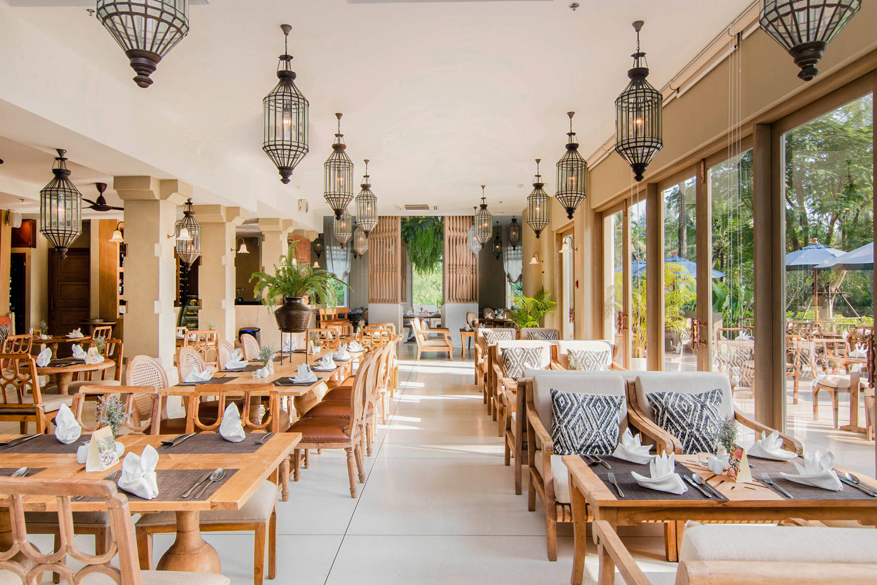 Devasom Khao Lak?s TAKOLA and Beach Grill | Bar receive two MICHELIN awards